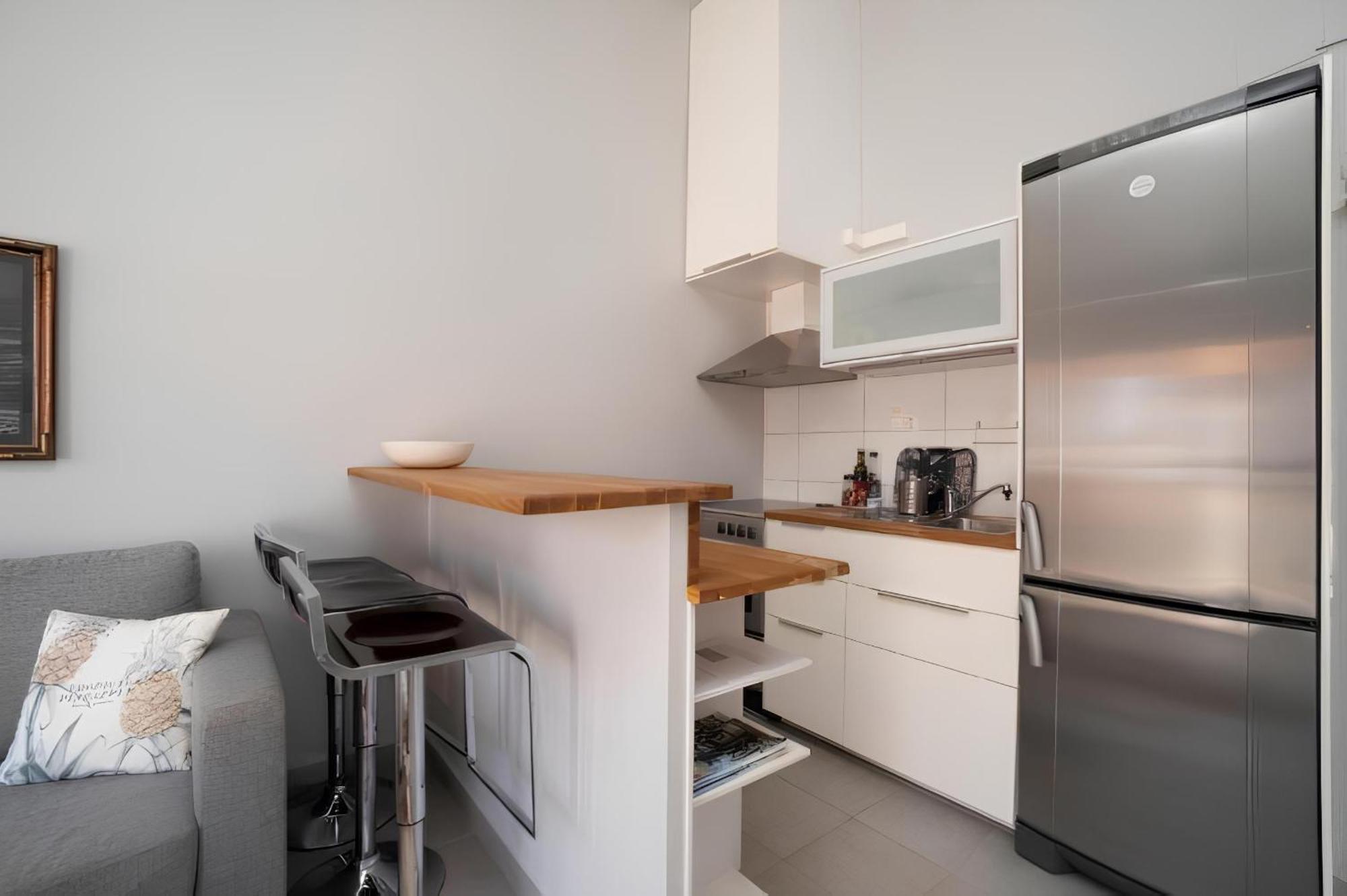 Appartamento Sunny Bungalow Near The Sea And Petanque Field Torrevieja Esterno foto